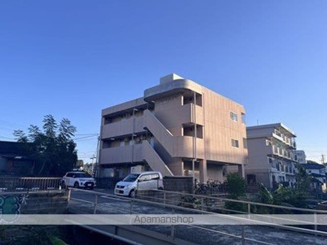高橋ハイツの玄関写真