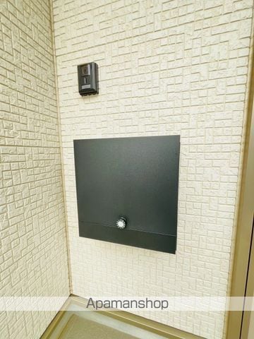 クレイドルガーデン上尾市大谷本郷第8 5号棟の玄関写真