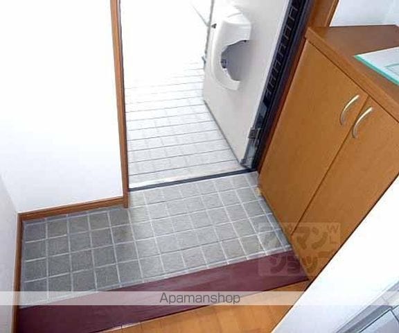マンショントシェイレイの内装写真