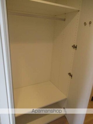 東京都中野区中野５丁目[1K/25.23m2]の収納