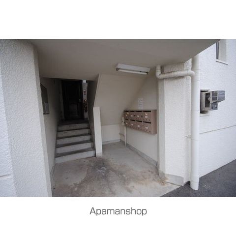 由池マンションの玄関写真