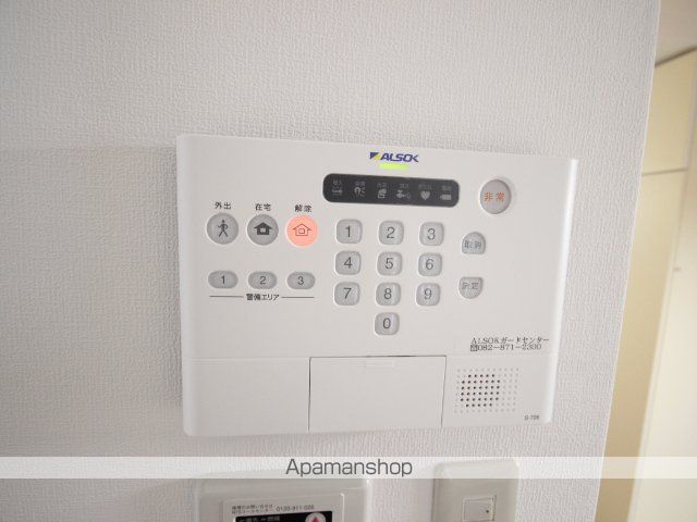 英数学館ビルの内装写真
