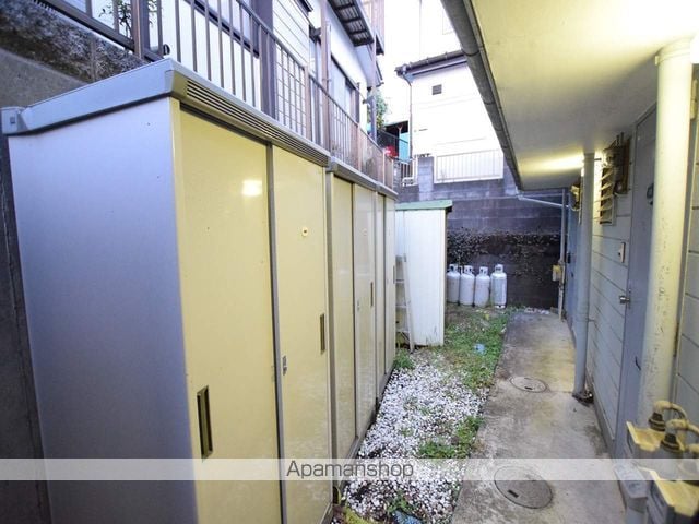 ハイツロバリアの外観写真