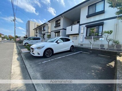 リバ・サス武Ａ[3DK/57.93m2]の駐車場