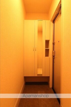 ＤーＲＯＯＭやはた[1LDK/41.86m2]の玄関