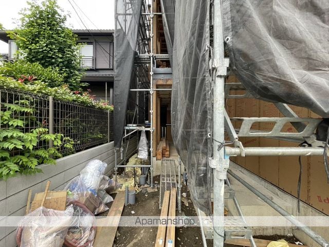 MELLAS鳩ヶ谷の玄関写真