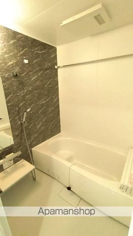 D PAINA 鴨居IIの内装写真