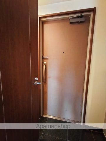 ジュネーゼグラン東梅田の内装写真