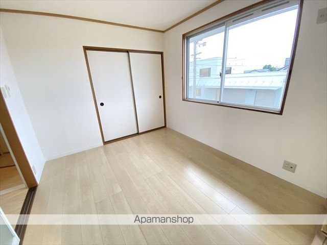 アコール中山IIの内装写真