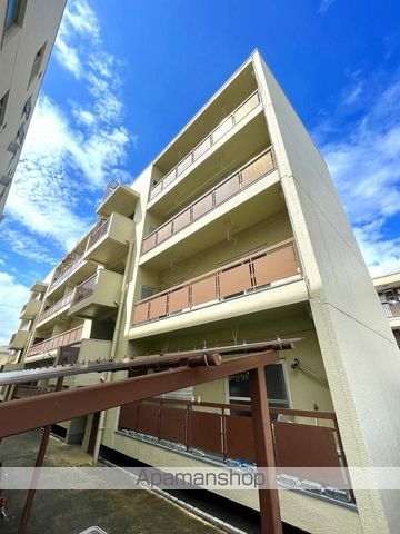 東田マンションの外観写真