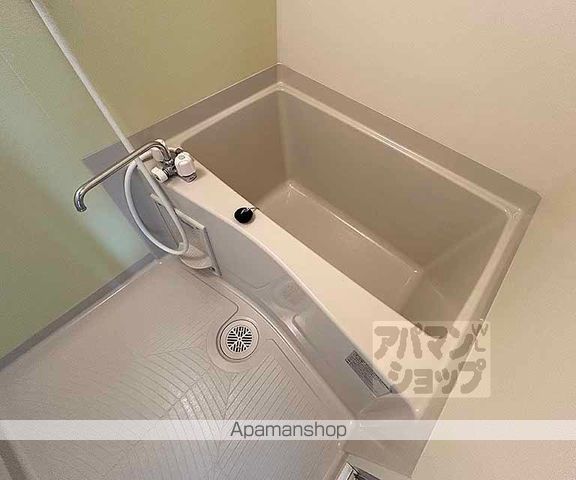 フォース二条城東の内装写真