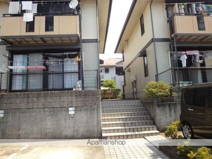 セゾン・メルヴェーユ夏棟　Ａ[3LDK/76m2]のエントランス