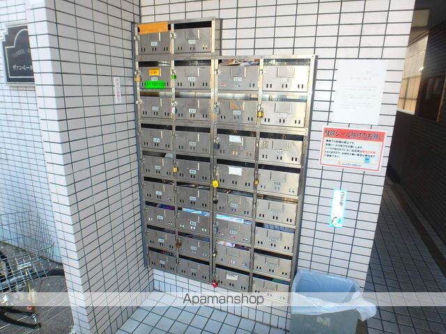 ヴァンベール垣内の玄関写真