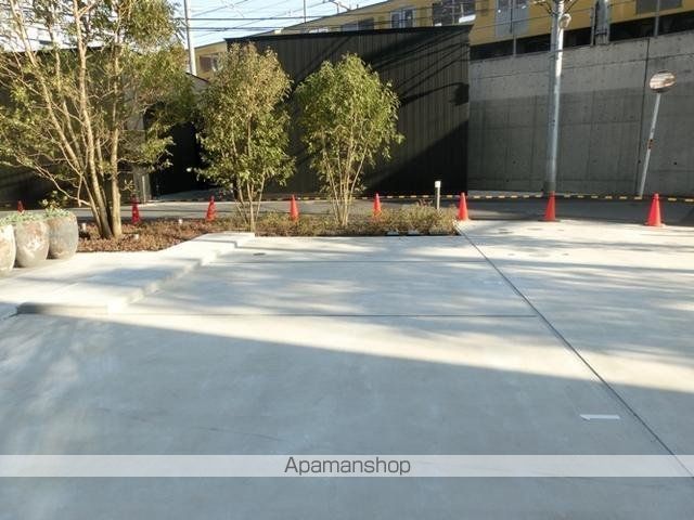 スクエアガーデン池袋の外観写真