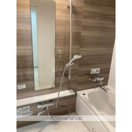 東京都新宿区上落合２丁目[2LDK/72.64m2]のバス1