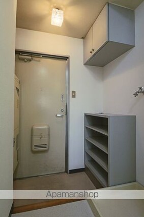 メゾンアルカディア御門[1K/23m2]の玄関