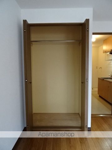 ネアロスの内装写真
