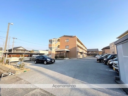 滋賀県長浜市口分田町[2LDK/56.21m2]の駐車場