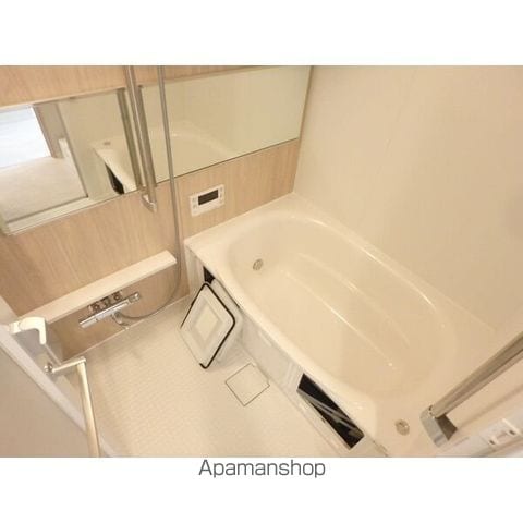 シーズンフラッツ青葉通一番町の内装写真