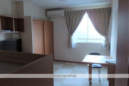 レオパレスヴィクトワールＫ２[1K/21.81m2]のリビング・居間