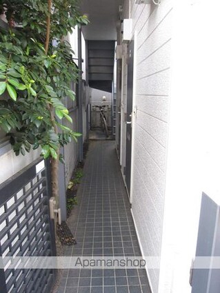 東京都杉並区成田東４丁目[1R/14m2]のエントランス1