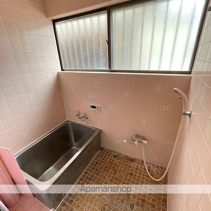 船田一戸建[3DK/86.64m2]のバス