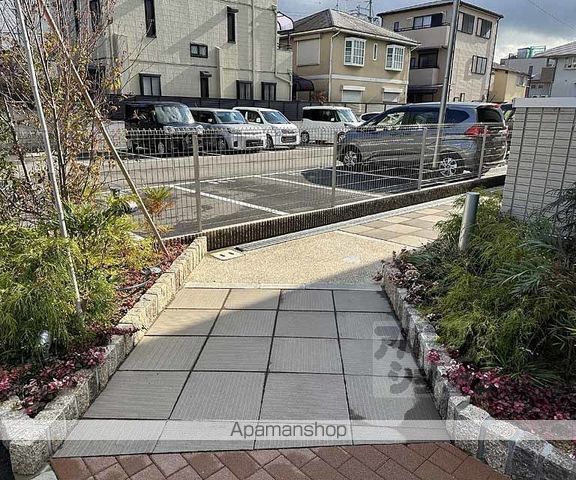 ラシュレの玄関写真