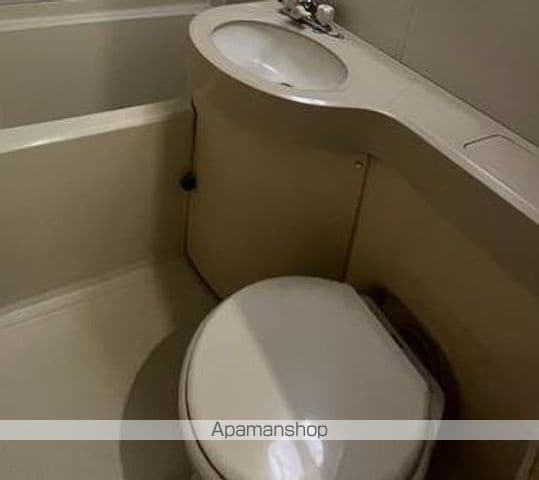 ダイアパレス築地 303の内装写真