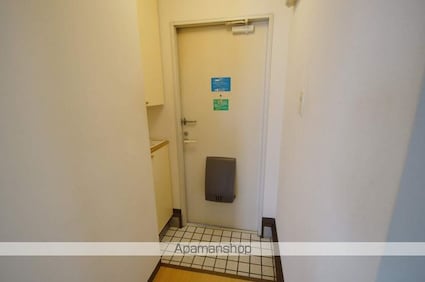 ヴィラ・シャンテ[3K/51.15m2]の玄関