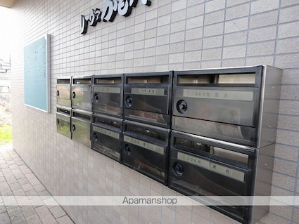 高知県高知市鴨部１丁目[2DK/47.56m2]の共用部3
