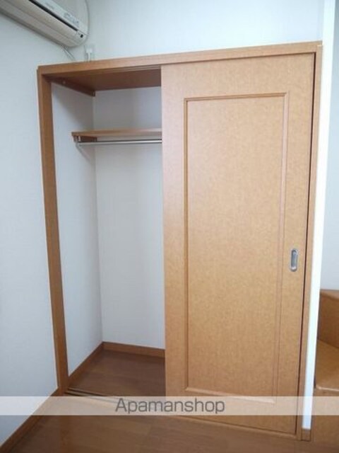 レオパレス和泉[1K/22.35m2]の収納