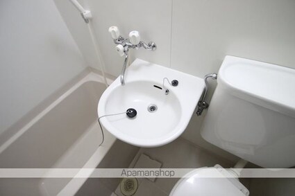 メインステージ中野弥生町[1R/20.08m2]のバス