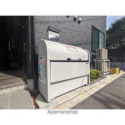 ハーモニーテラス高円寺南Ⅴ[1R/10.56m2]のエントランス1