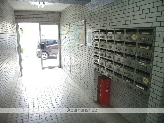 セントポール川口の玄関写真
