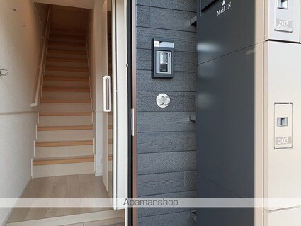 キョウハイムＤ[2LDK/63.03m2]の玄関