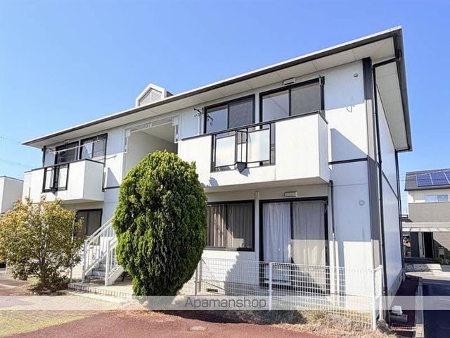 グリーンヒルズ泉川 C棟の外観写真