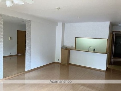 ドゥエル若草[4LDK/89.54m2]のリビング・居間
