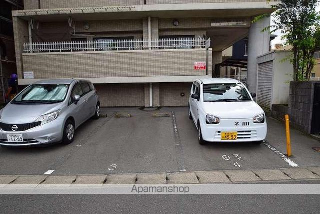 ツールド新照院の玄関写真