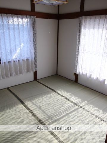 椎津貸家の内装写真