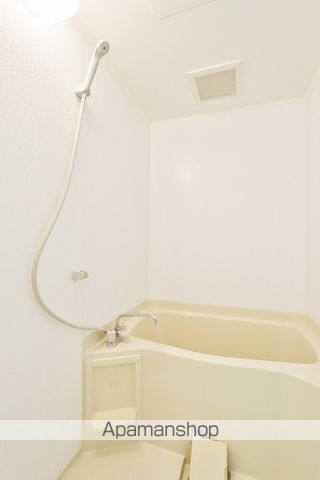 グローリア カーザの内装写真