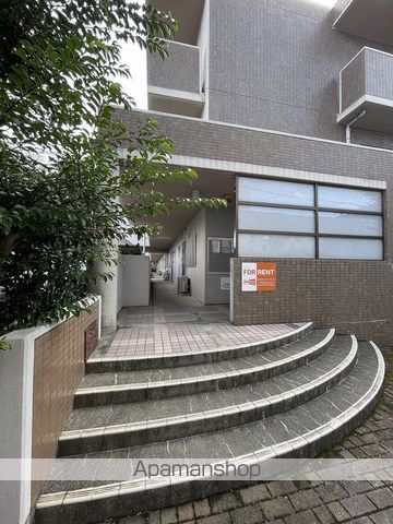 スカール土居田の玄関写真