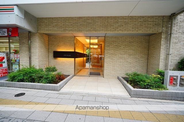 イレーネ初台の玄関写真