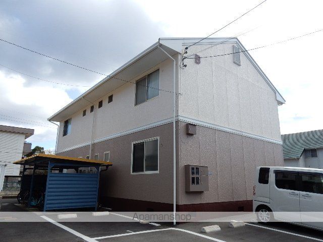 パークサイドよこおB棟の外観写真