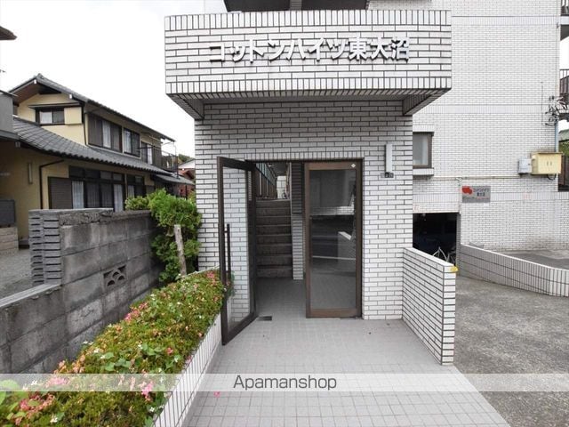 コットンハイツ東大沼の玄関写真