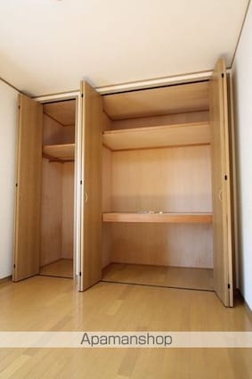ハイツクローバー[2K/30.37m2]の収納