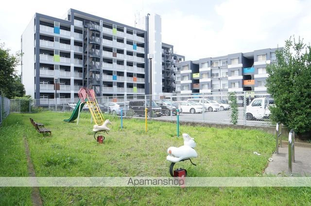 テレパレス船橋三咲A棟の外観写真