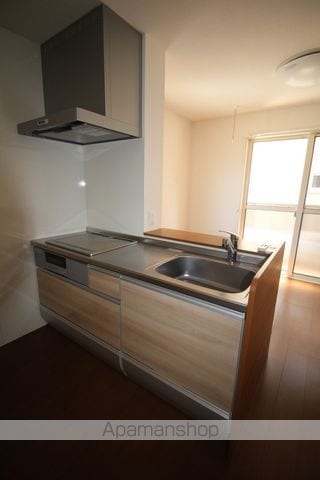 高岡市江尻117-11戸建の内装写真