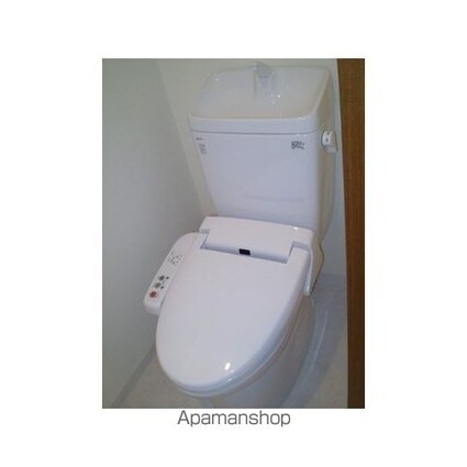 コンフォリア春日富坂[1LDK/42.94m2]のトイレ