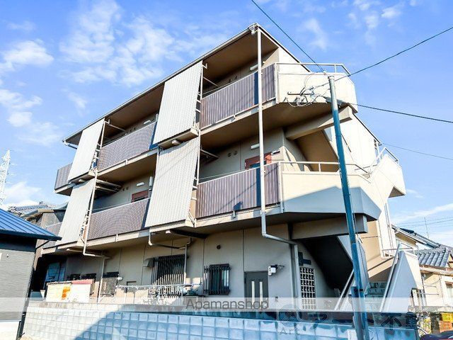 岩田マンションの外観写真