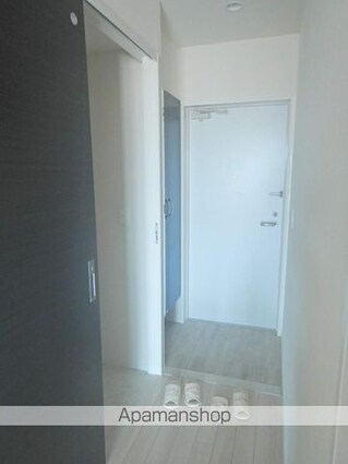 ユニヴァリィ県庁東[1LDK/41.8m2]の玄関